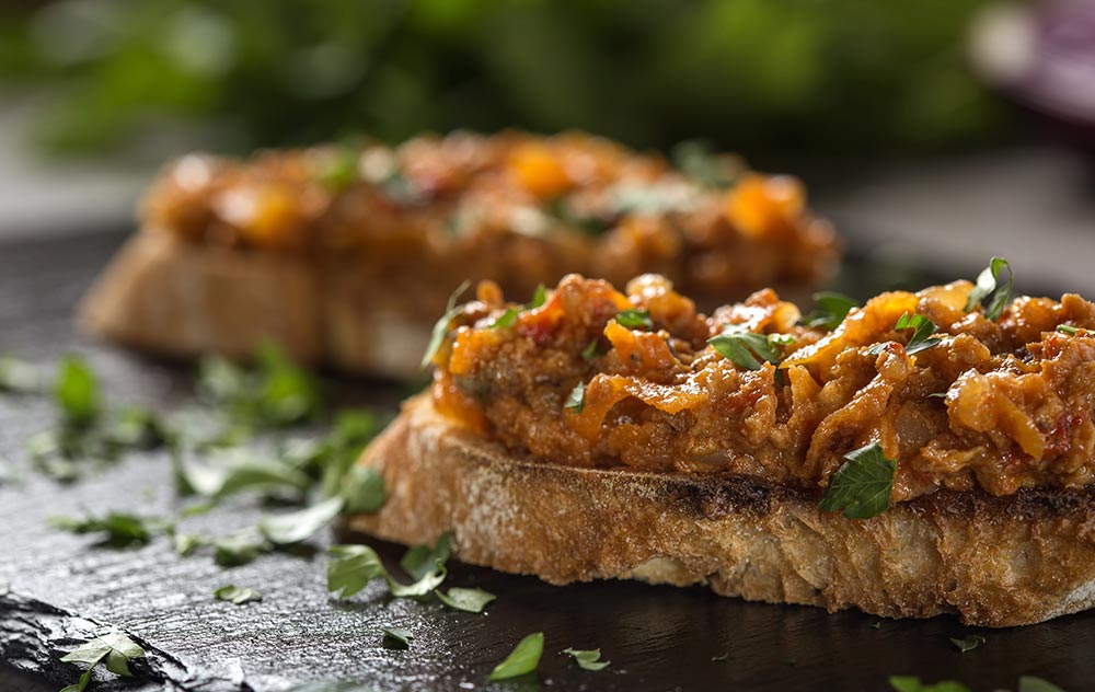 praebio-brot-mit-moehren-nuss-aufstrich-rezept